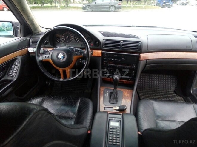 BMW 728 1997, 300,000 km - 2.8 l - Sumqayıt