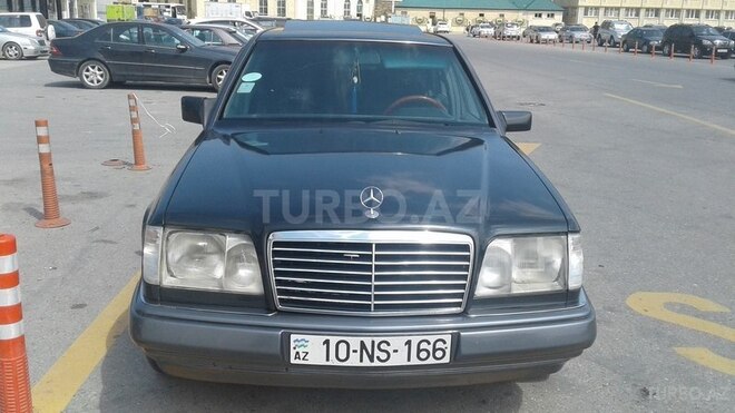Mercedes E 300 1996, 196,000 km - 3.0 l - Bakı