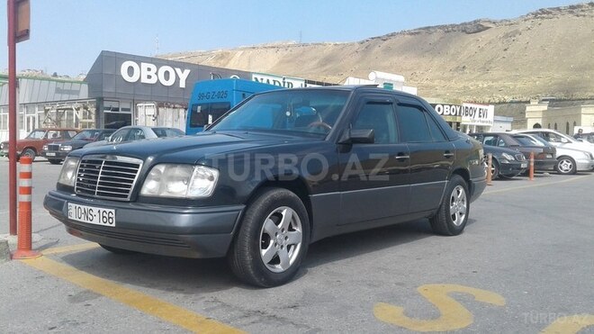 Mercedes E 300 1996, 196,000 km - 3.0 l - Bakı