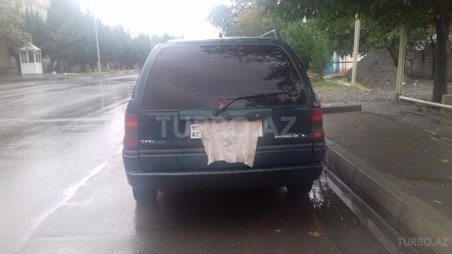 Opel Astra 1997, 350,000 km - 1.6 l - Mingəçevir