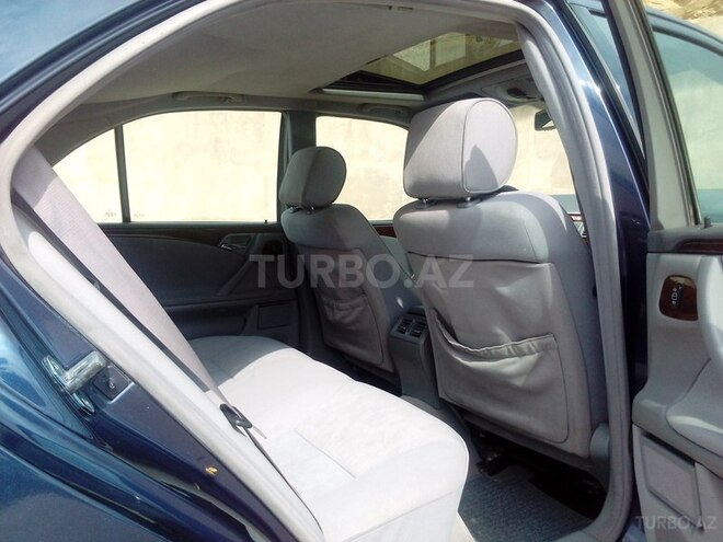 Mercedes E 280 1999, 246,000 km - 2.8 л - Bakı