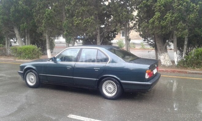 BMW 520 1994, 197,000 km - 2.0 l - Sumqayıt