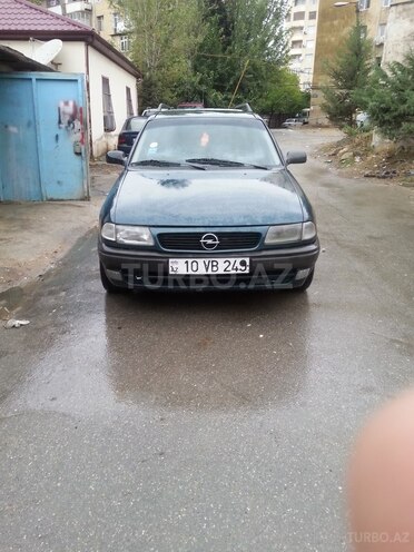 Opel Astra 1995, 270,000 km - 1.6 l - Bakı