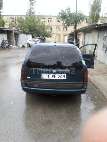 Opel Astra 1995, 270,000 km - 1.6 l - Bakı