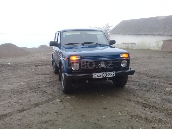 LADA (VAZ) Niva 2017, 8,600 km - 1.7 l - Lerik