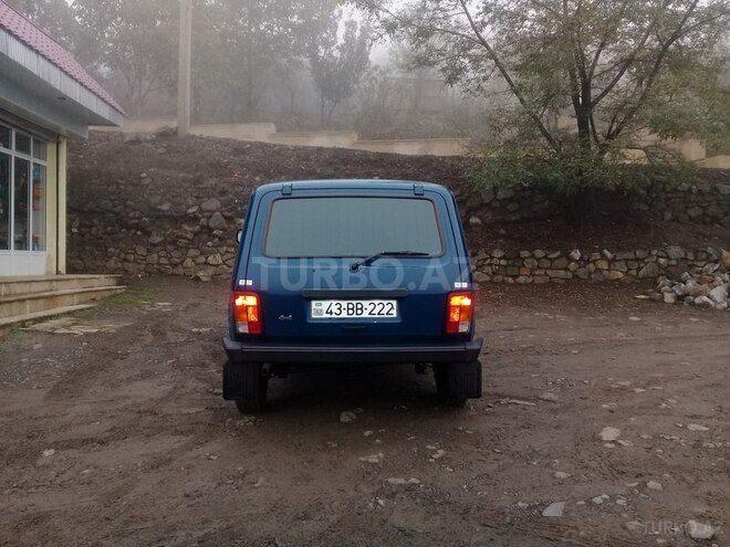 LADA (VAZ) Niva 2017, 8,600 km - 1.7 l - Lerik