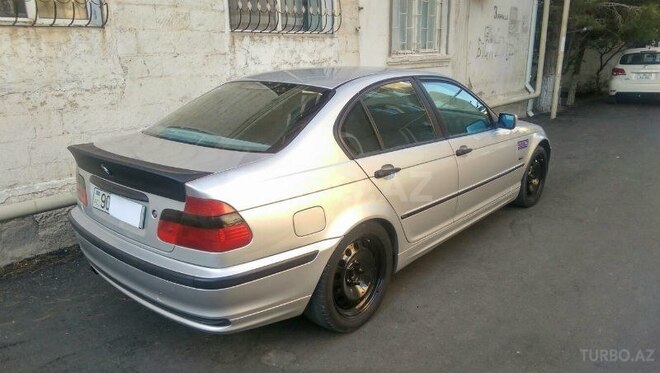 BMW 318 1998, 370,000 km - 1.8 l - Sumqayıt