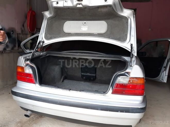 BMW 320 1995, 240,000 km - 0.2 l - Bakı