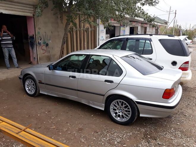 BMW 320 1995, 240,000 km - 0.2 l - Bakı