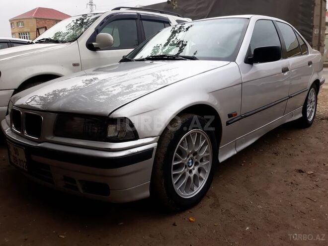 BMW 320 1995, 240,000 km - 0.2 l - Bakı