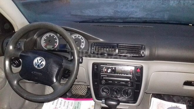 Volkswagen Passat 2001, 1,958,883 km - 1.8 l - Bakı