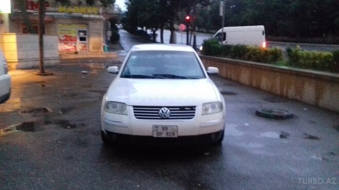 Volkswagen Passat 2001, 1,958,883 km - 1.8 l - Bakı