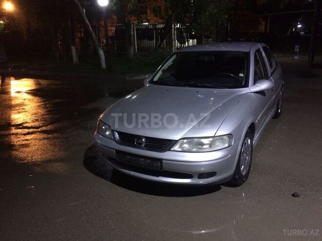 Opel Vectra 2000, 310,000 km - 1.8 л - Bakı