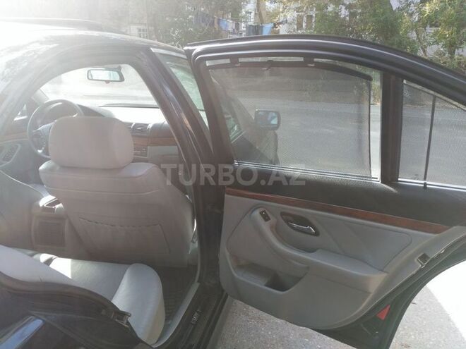 BMW 530 2001, 293,000 km - 3.0 l - Sumqayıt