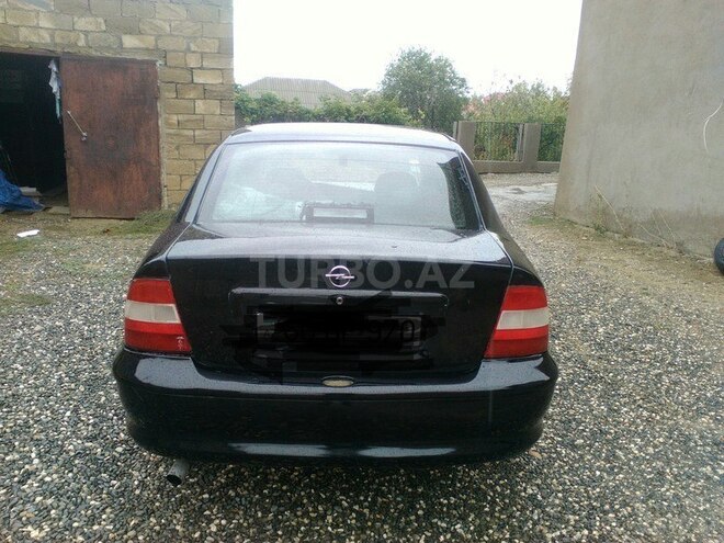 Opel Vectra 1997, 263,000 km - 1.6 l - Bakı