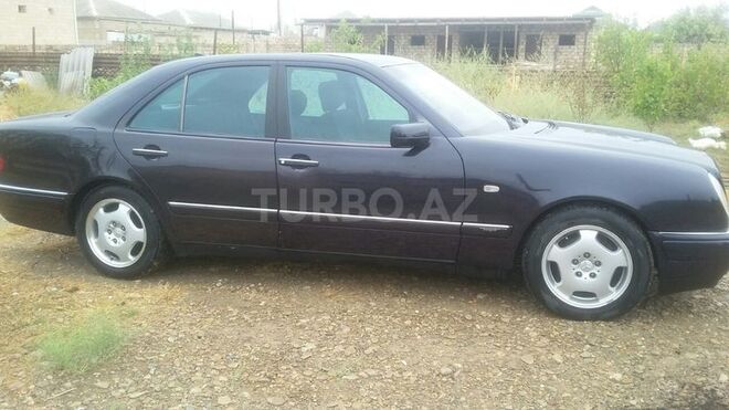 Mercedes E 230 1996, 241,857 km - 2.3 l - Şirvan