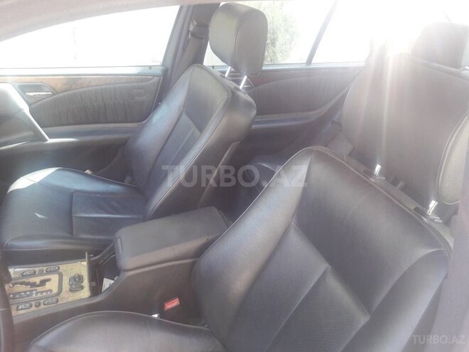 Mercedes E 240 1998, 300,000 km - 2.4 l - Bakı