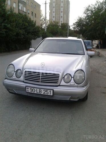 Mercedes E 240 1997, 230,000 km - 2.4 l - Şəmkir
