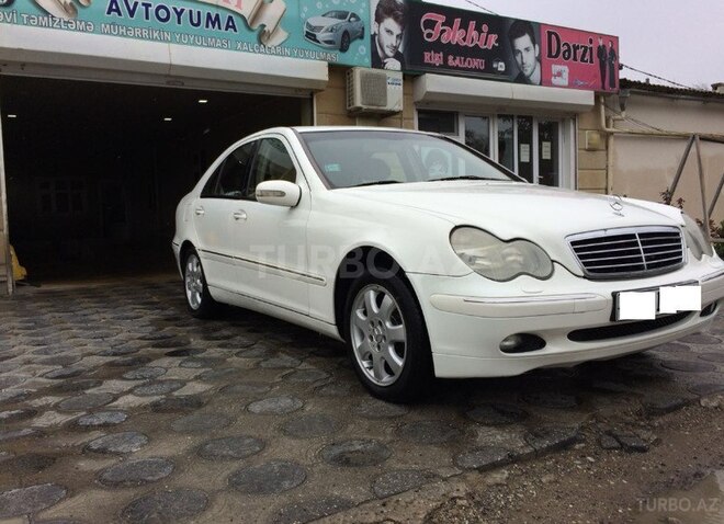 Mercedes C 240 2001, 199,000 km - 2.6 l - Sumqayıt
