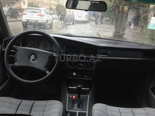 Mercedes 190 1990, 296,000 km - 2.3 l - Bakı