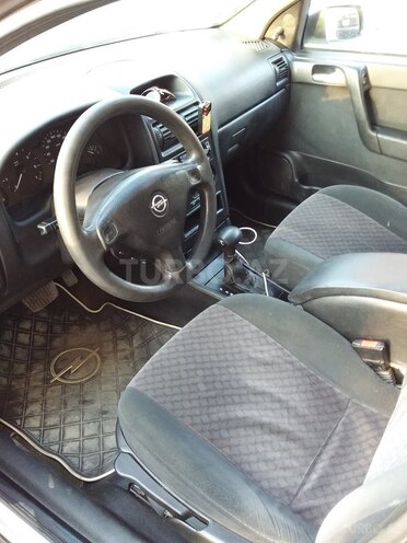 Opel Astra 2001, 261,000 km - 1.6 l - Quba