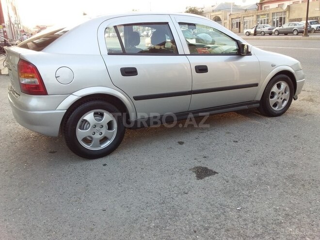 Opel Astra 2001, 261,000 km - 1.6 l - Quba