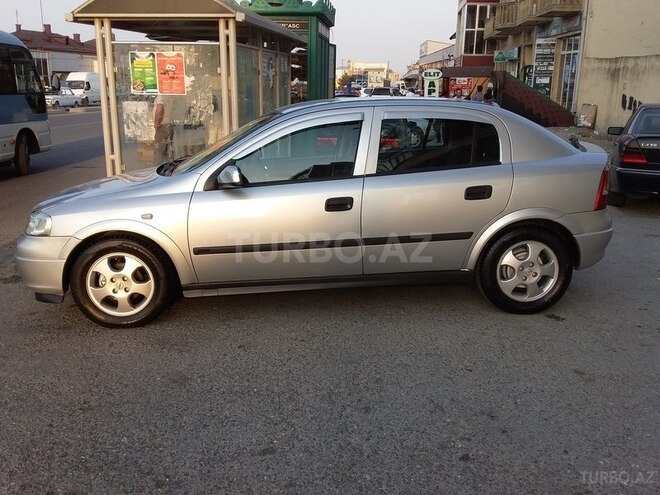 Opel Astra 2001, 261,000 km - 1.6 l - Quba