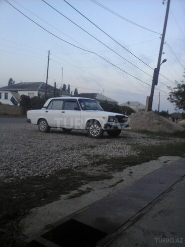 LADA (VAZ) 2107 2002, 180,000 km - 1.6 л - Qusar
