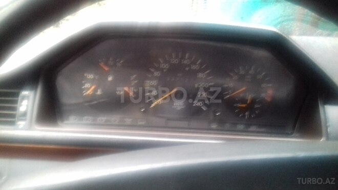 Mercedes E 200 1994, 337,000 km - 2.0 l - Bakı