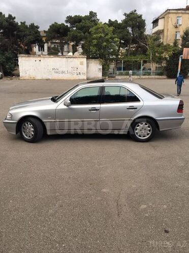 Mercedes C 240 1999, 196,000 km - 2.4 л - Bakı