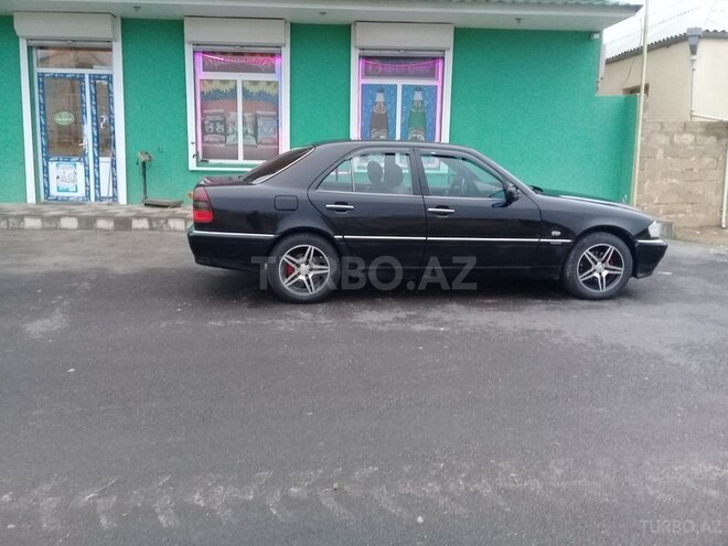 Mercedes C 180 2000, 280,000 km - 1.8 l - Sumqayıt