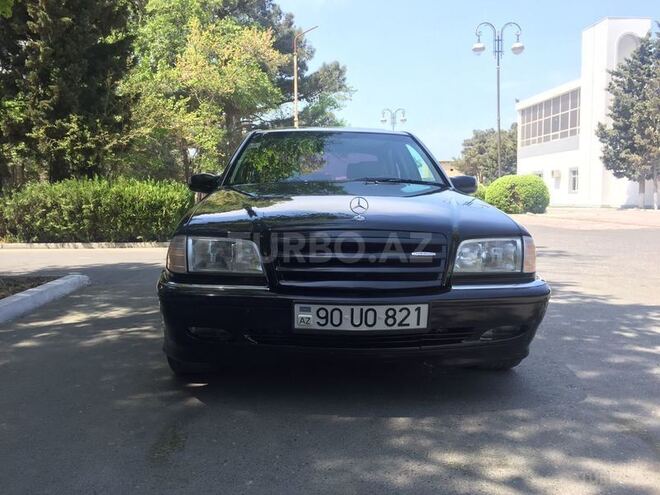 Mercedes C 230 2000, 236,700 km - 2.3 l - İsmayıllı