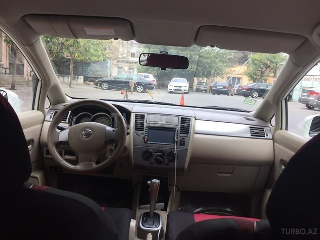 Nissan Tiida 2009, 160,258 km - 1.6 л - Bakı