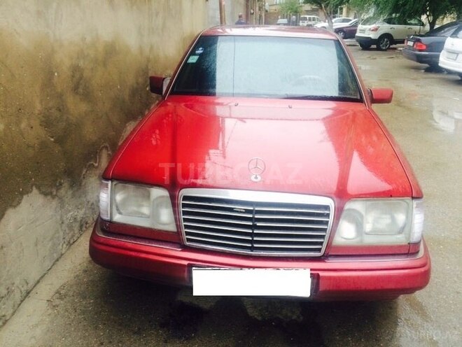 Mercedes E 220 1995, 274,551 km - 2.2 l - Bakı