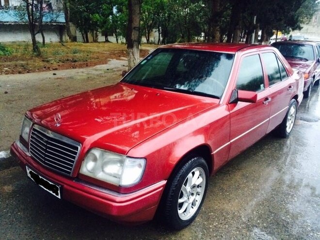 Mercedes E 220 1995, 274,551 km - 2.2 l - Bakı