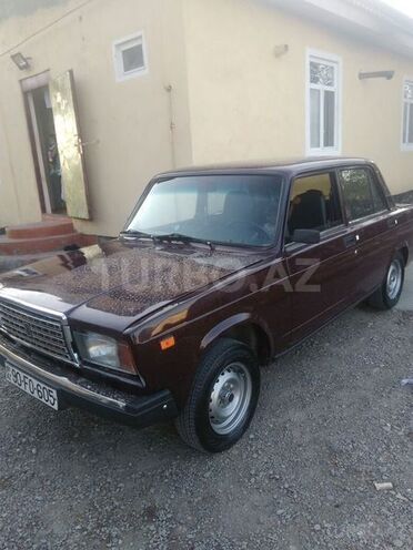 LADA (VAZ) 2107 2009, 71,000 km - 1.6 l - Ucar