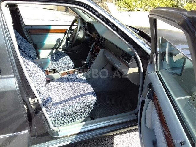 Mercedes E 220 1994, 265,623 km - 0.2 l - Bakı