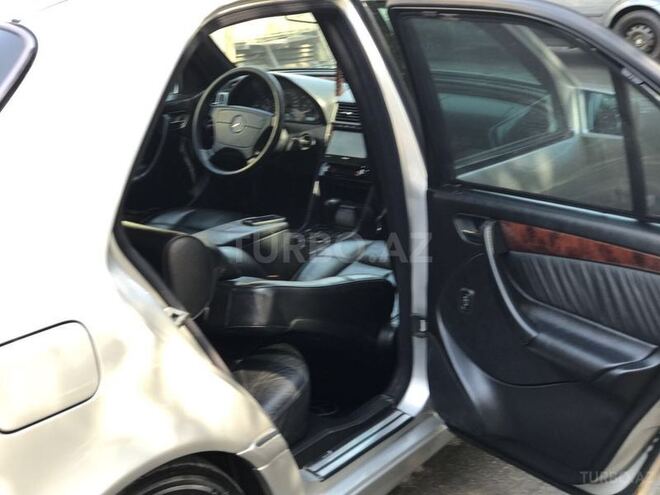 Mercedes C 240 1999, 280,000 km - 2.4 l - Bakı