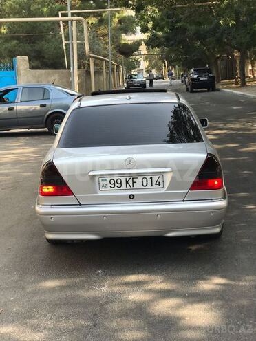 Mercedes C 240 1999, 280,000 km - 2.4 l - Bakı