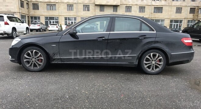 Mercedes E 250 2009, 95,000 km - 2.0 l - Bakı