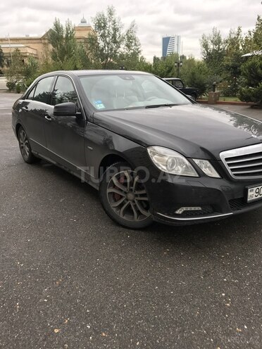 Mercedes E 250 2009, 95,000 km - 2.0 l - Bakı