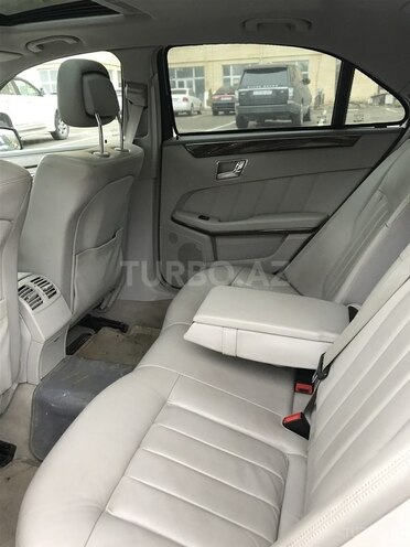 Mercedes E 250 2009, 95,000 km - 2.0 l - Bakı