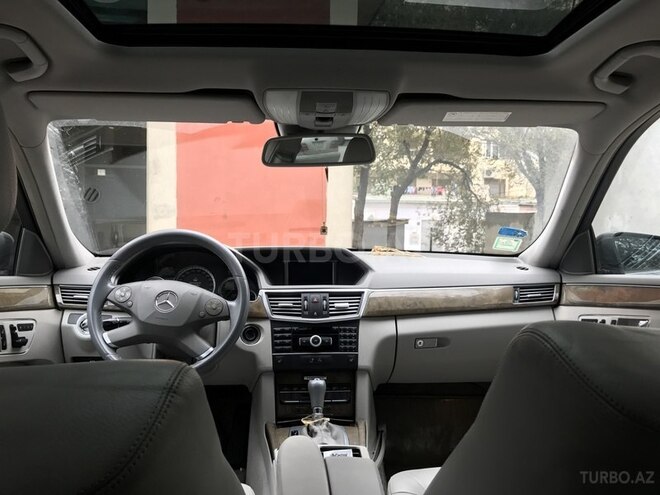 Mercedes E 250 2009, 95,000 km - 2.0 l - Bakı
