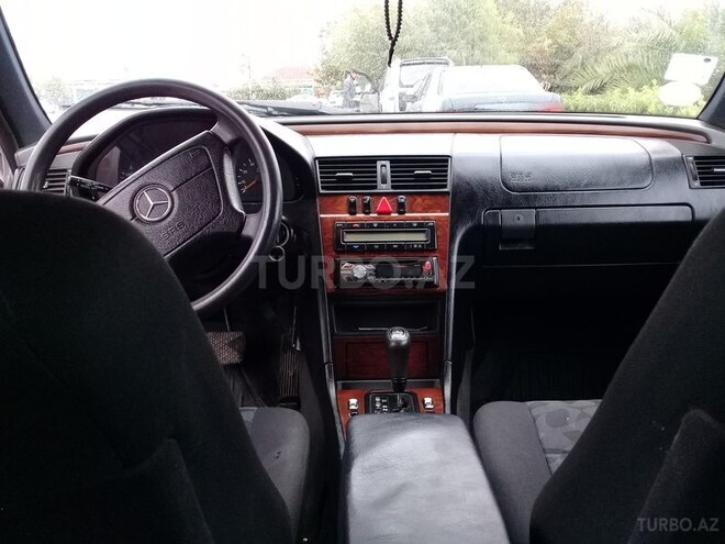 Mercedes C 200 1999, 277,632 km - 2.0 л - Sumqayıt