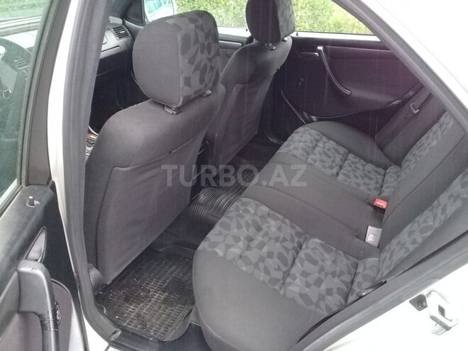 Mercedes C 200 1999, 277,632 km - 2.0 л - Sumqayıt