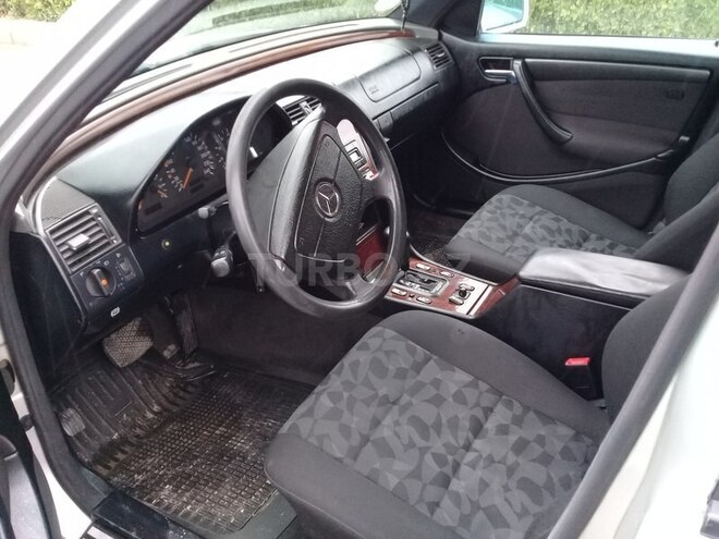 Mercedes C 200 1999, 277,632 km - 2.0 л - Sumqayıt