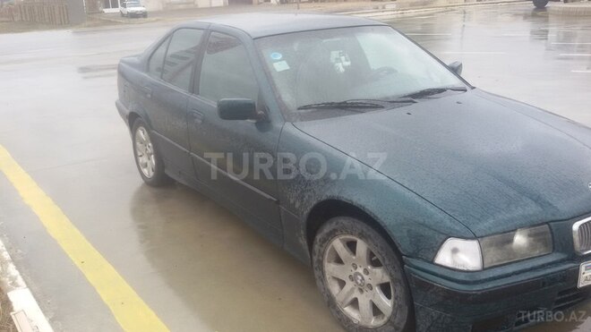 BMW 318 1996, 3,036,000 km - 1.8 л - Bakı