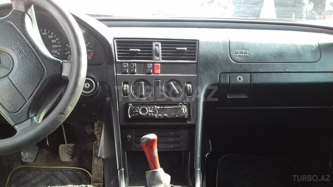 Mercedes C 180 1994, 298,000 km - 0.2 l - Bakı