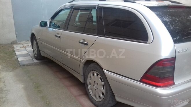 Mercedes C 220 2000, 220,000 km - 2.2 l - Şabran