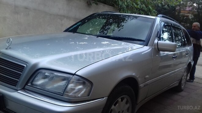 Mercedes C 220 2000, 220,000 km - 2.2 l - Şabran